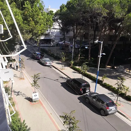 Ilva's * Golem (Tirana)